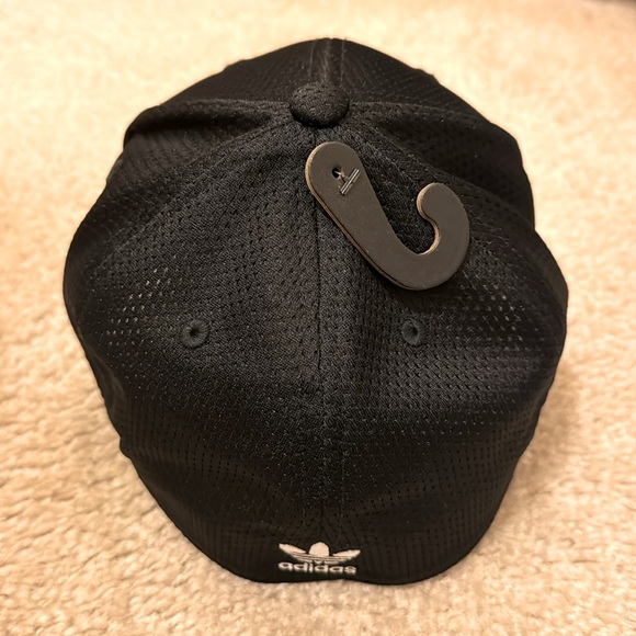 NWT adidas Men's Classic Originals Premium Stretch Fit Hat - Picture 6 of 6